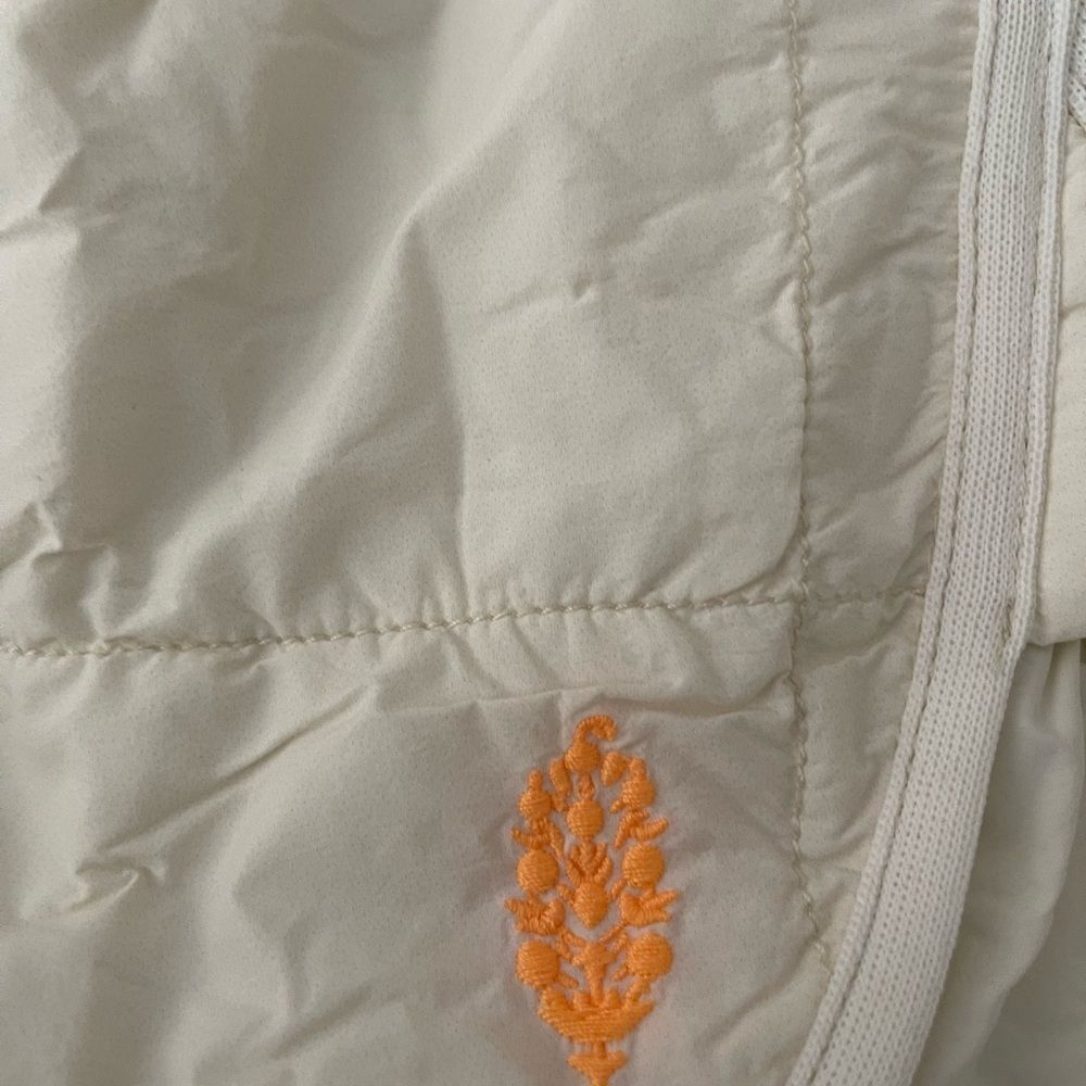 NWT FP Movement x Hatch Printed Puffer Jacket size Medium maternity - Picture 9 of 15